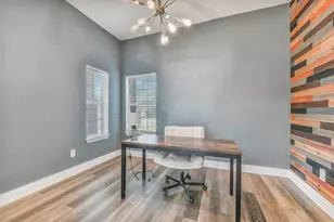 994 Jefferson St, Alvin, TX 77511 - Photo 19