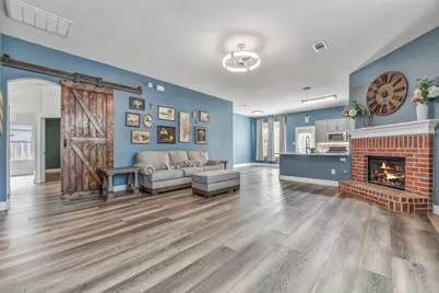994 Jefferson Street, Alvin, TX 77511 - Photo 5