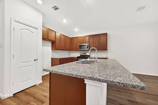 12602 Blue Jay Cove Ln, Houston, TX 77044 - Photo 7
