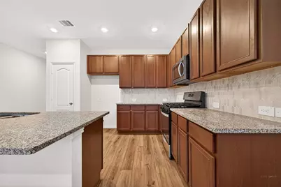 12602 Blue Jay Cove Lane, Houston, TX 77044 - Photo 9
