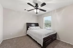 7334 Liberty Tree Ln, Houston, TX 77049 - Photo 13