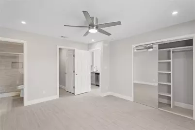 2121 Fountain View Drive #4, Houston, TX 77057 - Photo 13