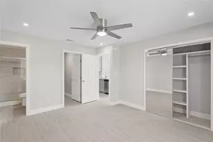 2121 Fountain View Dr, Houston, TX 77057 - Photo 13
