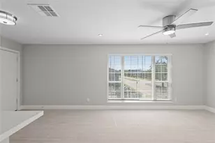 2121 Fountain View Dr, Houston, TX 77057 - Photo 11