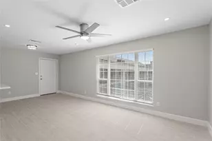 2121 Fountain View Dr, Houston, TX 77057 - Photo 5