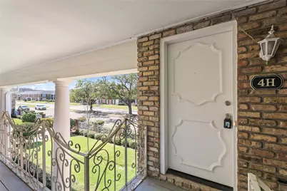 2121 Fountain View Drive #4, Houston, TX 77057 - Photo 17