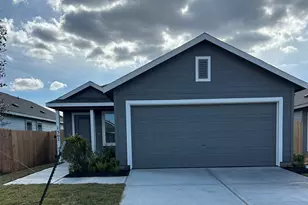 1302 Charlotte Wy, Wharton, TX 77488 - Photo 7