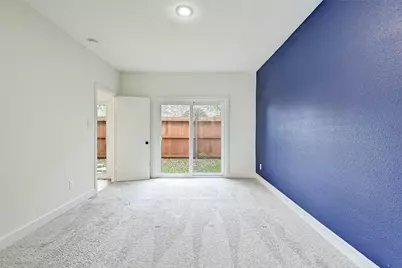 2100 Tanglewilde #697, Houston, TX 77063 - Photo 11