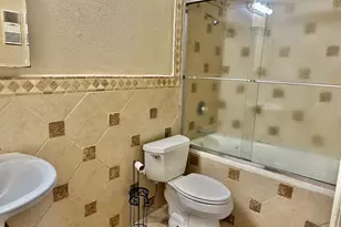 2750 Holly Hall St, Houston, TX 77054 - Photo 11