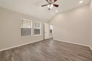 8202 Kingsbridge Meadow Dr, Houston, TX 77083 - Photo 15