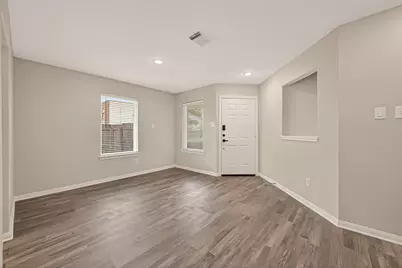 8202 Kingsbridge Meadow Drive, Houston, TX 77083 - Photo 3