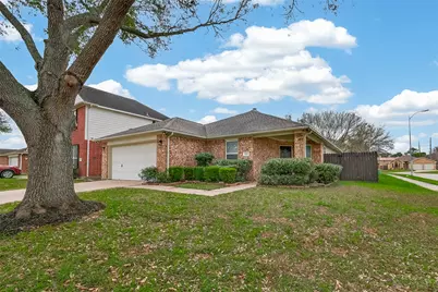 8202 Kingsbridge Meadow Drive, Houston, TX 77083 - Photo 1
