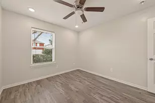 8202 Kingsbridge Meadow Dr, Houston, TX 77083 - Photo 27