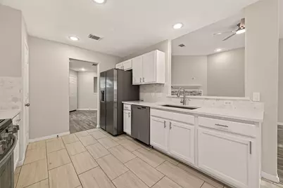 8202 Kingsbridge Meadow Drive, Houston, TX 77083 - Photo 11