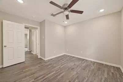 8202 Kingsbridge Meadow Drive, Houston, TX 77083 - Photo 29
