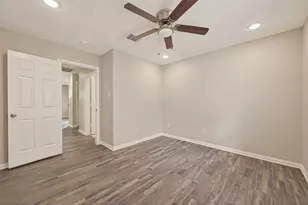 8202 Kingsbridge Meadow Dr, Houston, TX 77083 - Photo 29