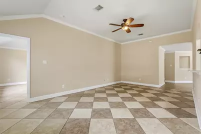 5911 Camron Point Circle, Katy, TX 77449 - Photo 9