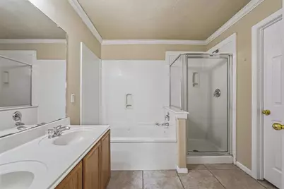 5911 Camron Point Circle, Katy, TX 77449 - Photo 17