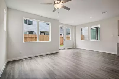 6324 Sapphire Ocean Drive, Houston, TX 77092 - Photo 5