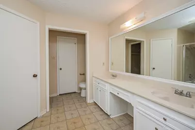 7918 Chancel Drive, Houston, TX 77071 - Photo 15