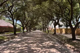 13810 Inland Spring Ct, Houston, TX 77059 - Photo 21
