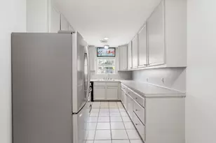 1811 W 14th 1/2 St, Houston, TX 77008 - Photo 11