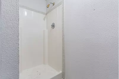 1811 W 14th 1/2 Street, Houston, TX 77008 - Photo 19
