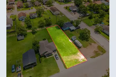 727 W Broad Street, Freeport, TX 77541 - Photo 5