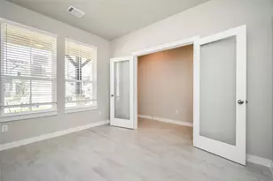 11110 Crocus Dr, Houston, TX 77044 - Photo 5