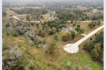 4603 Cottonwood Run, Alvin, TX 77511 - Photo 5