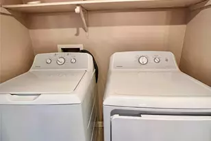 700 Thicket Ln, Houston, TX 77079 - Photo 23