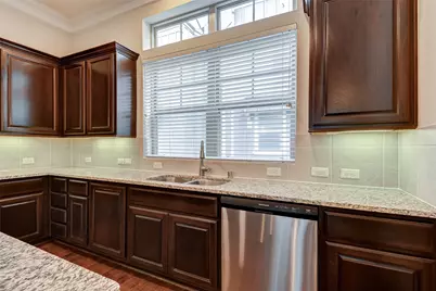 720 N Shepherd Drive, Houston, TX 77007 - Photo 13