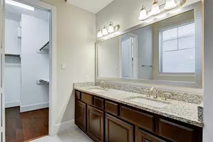 720 N Shepherd Dr, Houston, TX 77007 - Photo 17
