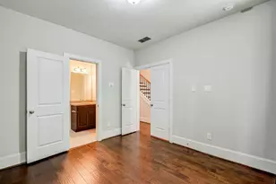 720 N Shepherd Dr, Houston, TX 77007 - Photo 27