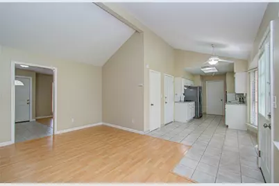 951 Beachcomber Lane, Houston, TX 77062 - Photo 11