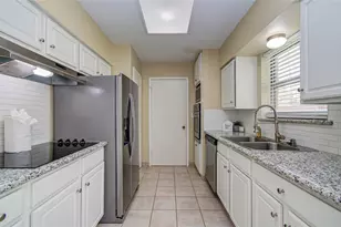 951 Beachcomber Ln, Houston, TX 77062 - Photo 15