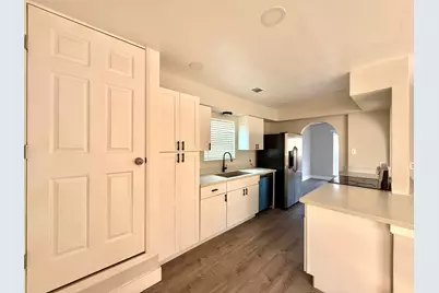 7119 S Gessner Rd #B, Houston, TX 77036 - Photo 11