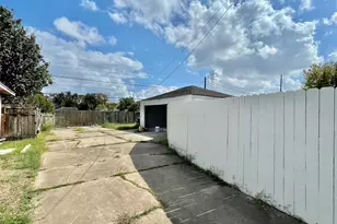 7119 S Gessner Rd, Houston, TX 77036 - Photo 33
