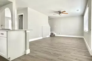 7119 S Gessner Rd, Houston, TX 77036 - Photo 13