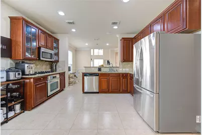 1243 Glenwood Canyon Lane, Houston, TX 77077 - Photo 7