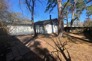 220 Hartford Dr, Conroe, TX 77303 - Photo 25