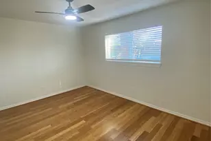 220 Hartford Dr, Conroe, TX 77303 - Photo 17