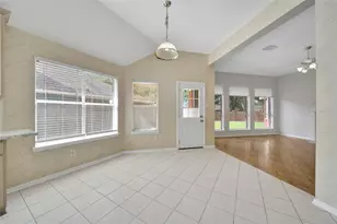 15427 Truslow Point Ln, Sugar Land, TX 77478 - Photo 11