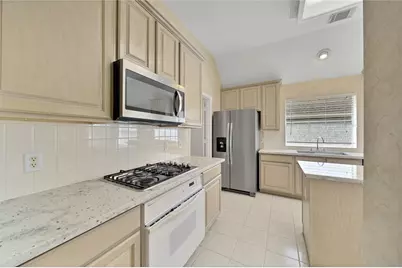 15427 Truslow Point Lane, Sugar Land, TX 77478 - Photo 9