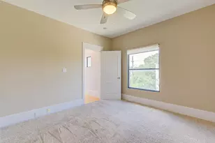 113 Tuam St, Houston, TX 77006 - Photo 19