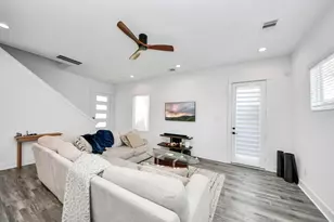 1066 Mansfield St, Houston, TX 77091 - Photo 11