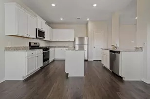 16483 Honeysuckle Hill Dr, Conroe, TX 77303 - Photo 5