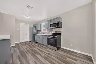 2013 Long Dr, Richmond, TX 77469 - Photo 15