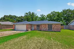 2013 Long Dr, Richmond, TX 77469 - Photo 5