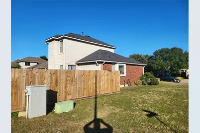 5511 Bear Paw Circle, Katy, TX 77449 - Photo 5